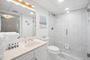 Emerald Beach Resort by Panhandle Getaways