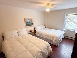 Wrights Creek Tourist Home