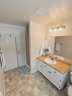 Wrights Creek Tourist Home