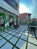 Indigo Hotel Restaurant & Bar