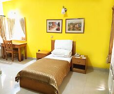 Indigo Hotel Restaurant & Bar