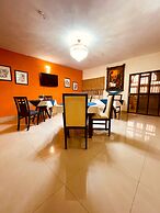 Indigo Hotel Restaurant & Bar