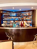 Indigo Hotel Restaurant & Bar