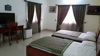 Indigo Hotel Restaurant & Bar