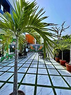 Indigo Hotel Restaurant & Bar