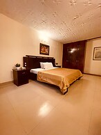 Indigo Hotel Restaurant & Bar