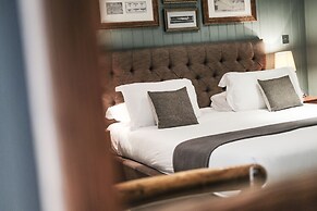 The White Star Tavern