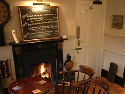 The Red Lion Inn