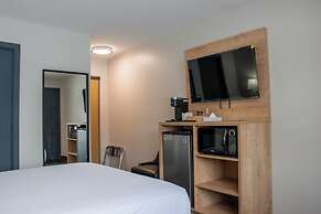 Super 8 by Wyndham Clearwater BC