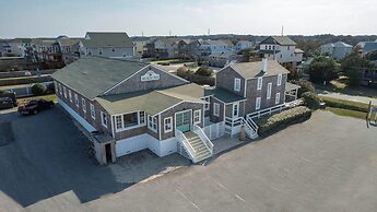 Nags Head Beach Inn by KEES Vacations