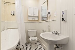 Nags Head Beach Inn by KEES Vacations