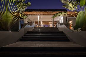 Sanctuary Nam Ngum Beach Resort