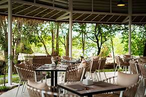 Sanctuary Nam Ngum Beach Resort