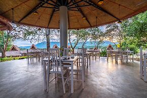 Sanctuary Nam Ngum Beach Resort