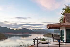 Sanctuary Nam Ngum Beach Resort