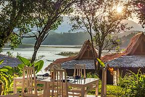Sanctuary Nam Ngum Beach Resort