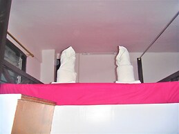 Gaea's Apartments - Hostel