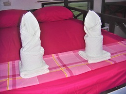 Gaea's Apartments - Hostel