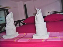 Gaea's Apartments - Hostel