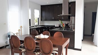 Private Pool Villas Phuket - Mandala Arnalia