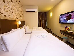 Tropicana Boutique Hotel