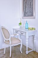 Villa Santé by The Serendipity Collection