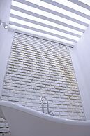 Villa Santé by The Serendipity Collection