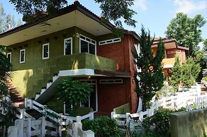 Nakhaburi Hotel & Resort