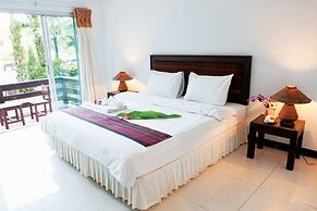 Nakhaburi Hotel & Resort