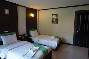 Nakhaburi Hotel & Resort