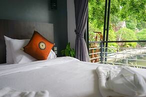 Nakhaburi Hotel & Resort