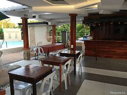 Greenfields Tourist Inn