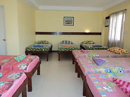 Greenfields Tourist Inn