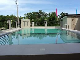 Greenfields Tourist Inn