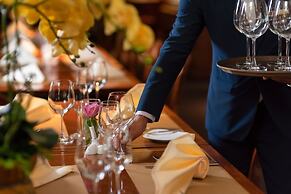 Emerald Hotel Bangkok