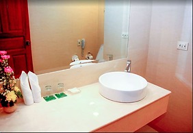 Emerald Hotel Bangkok