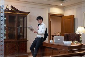 Emerald Hotel Bangkok