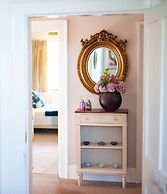 Goss Hall Bed & Breakfast