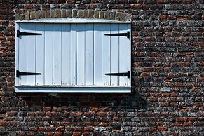 Goss Hall Bed & Breakfast