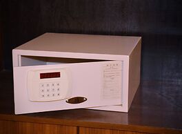 Asia Hotel & Resorts