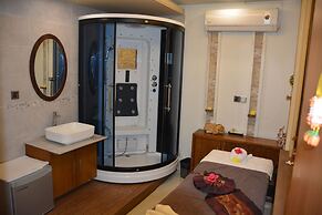 Asia Hotel & Resorts