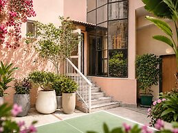 Bella Rose Apart Hotel