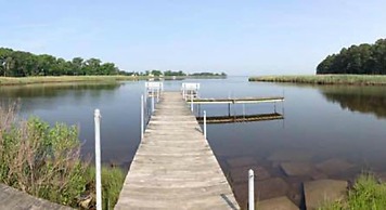 Inn at Huntingfield Creek