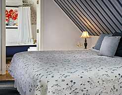 Inn at Huntingfield Creek