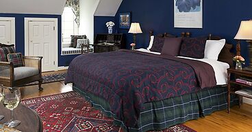 Inn at Huntingfield Creek