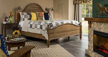 Inn at Huntingfield Creek