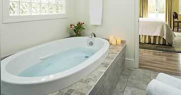 Inn at Huntingfield Creek