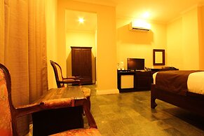 Le Luxe Boutique Hotel