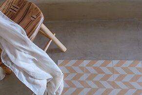 Sublime Villa & Caves