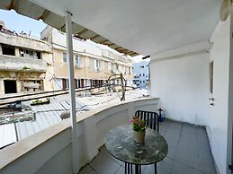 Ha-Carmel Market Apartment